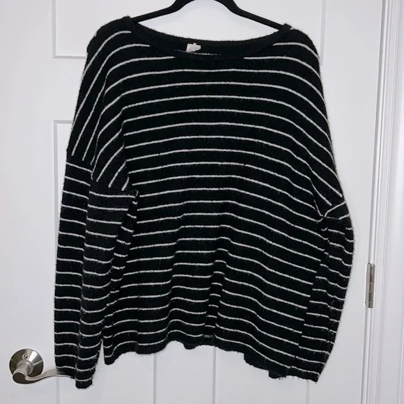 VICI Unwritten Striped Knit Sweater XS/S - Picture 2 of 4